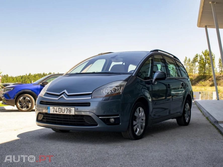 Citroen C4 Picasso Outro