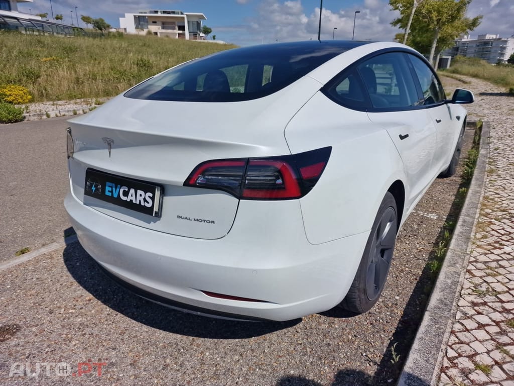 Tesla Model 3 Long Range AWD Dual Motor