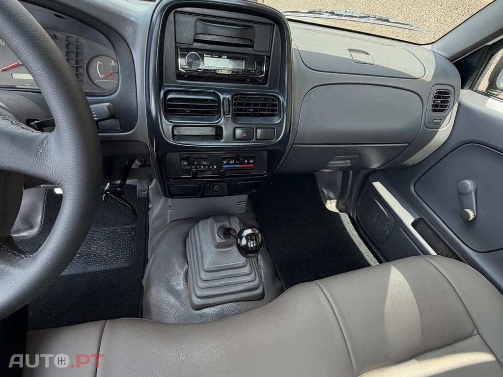 Nissan Pick Up 2.5 TD KC Navara