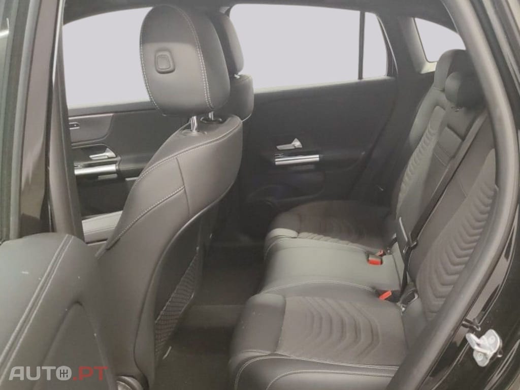 Mercedes-Benz EQA  250 Business Line