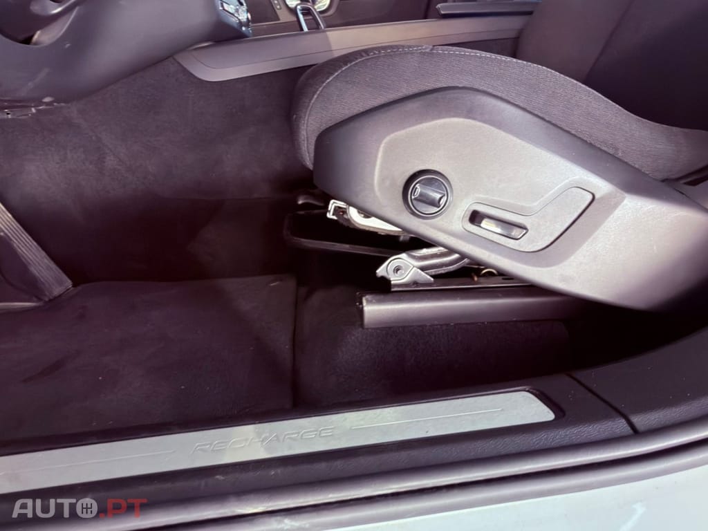Volvo XC60 2.0 T6 PHEV Inscription Expression AWD