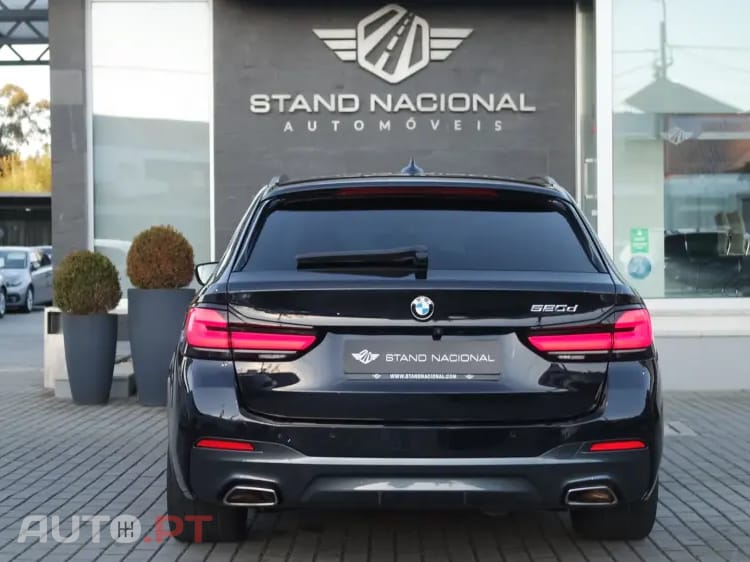 BMW 520 d Pack Desportivo M Auto