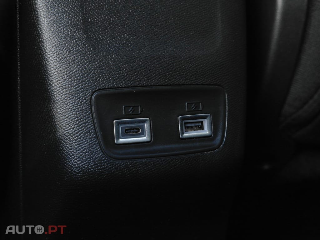 Peugeot E-2008 54 kWh Allure