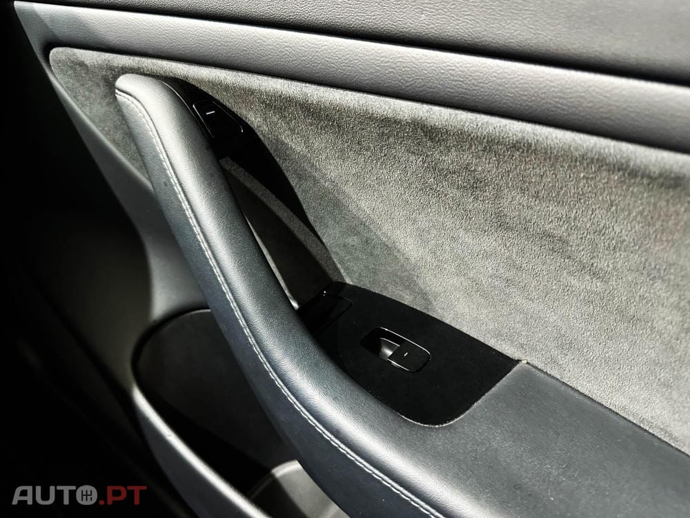 Tesla Model 3 Long-Range Dual Motor AWD