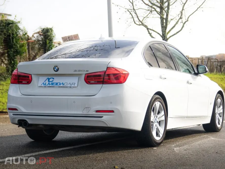 BMW 330 e iPerformance Line Luxury