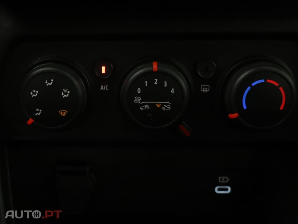 Dacia Sandero 1.0 ECO-G Expression Bi-Fuel