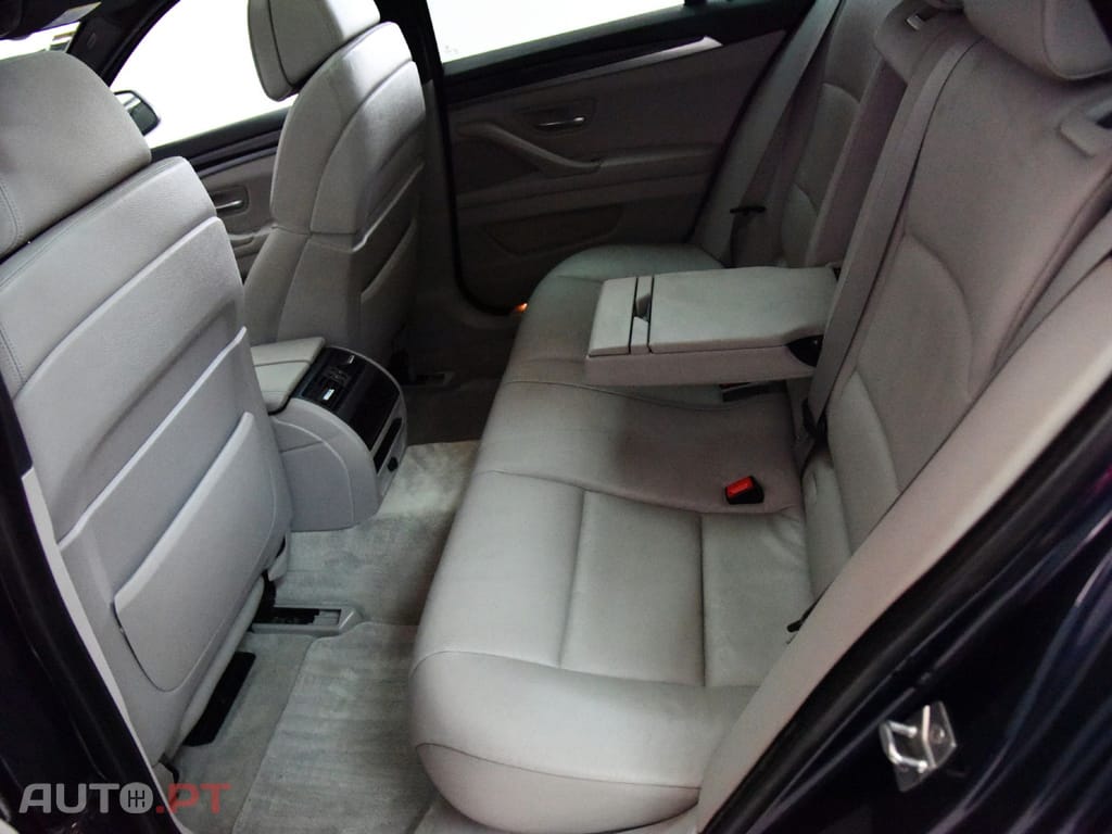 BMW 530 DA TOURING XDRIVE