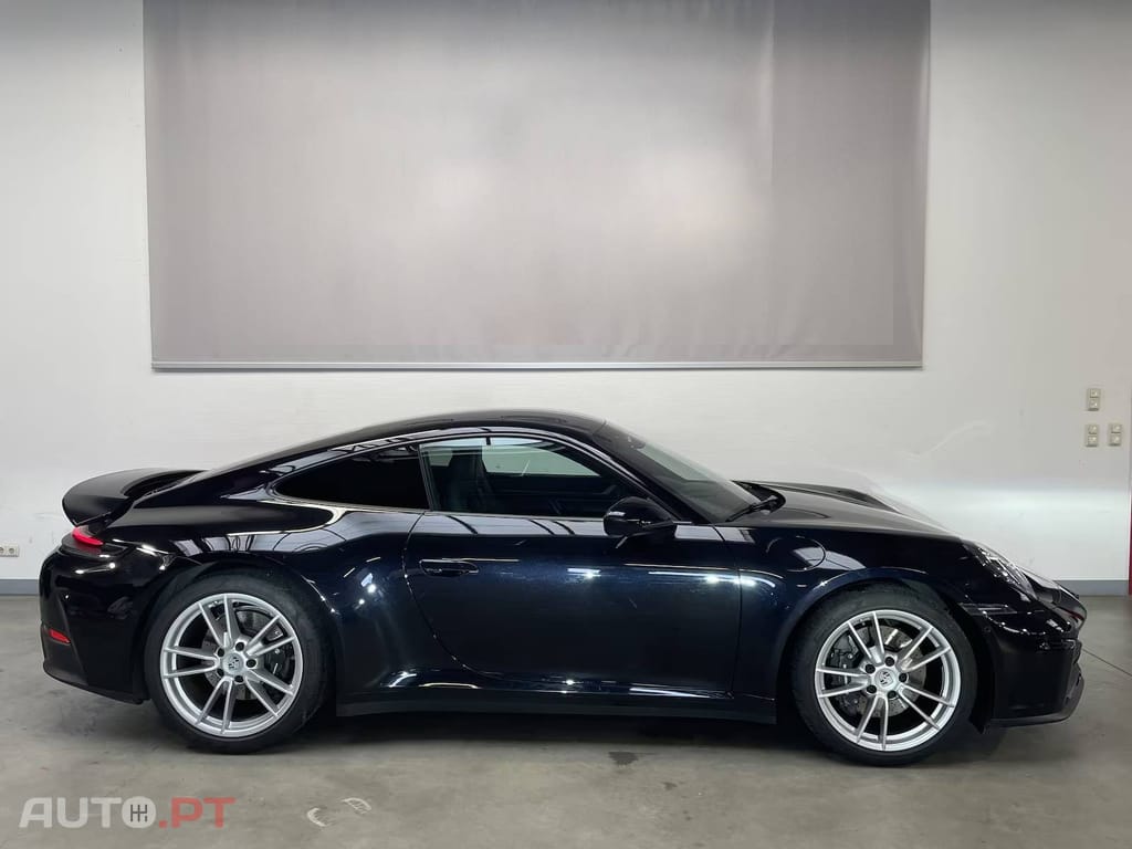 Porsche 911 Carrera