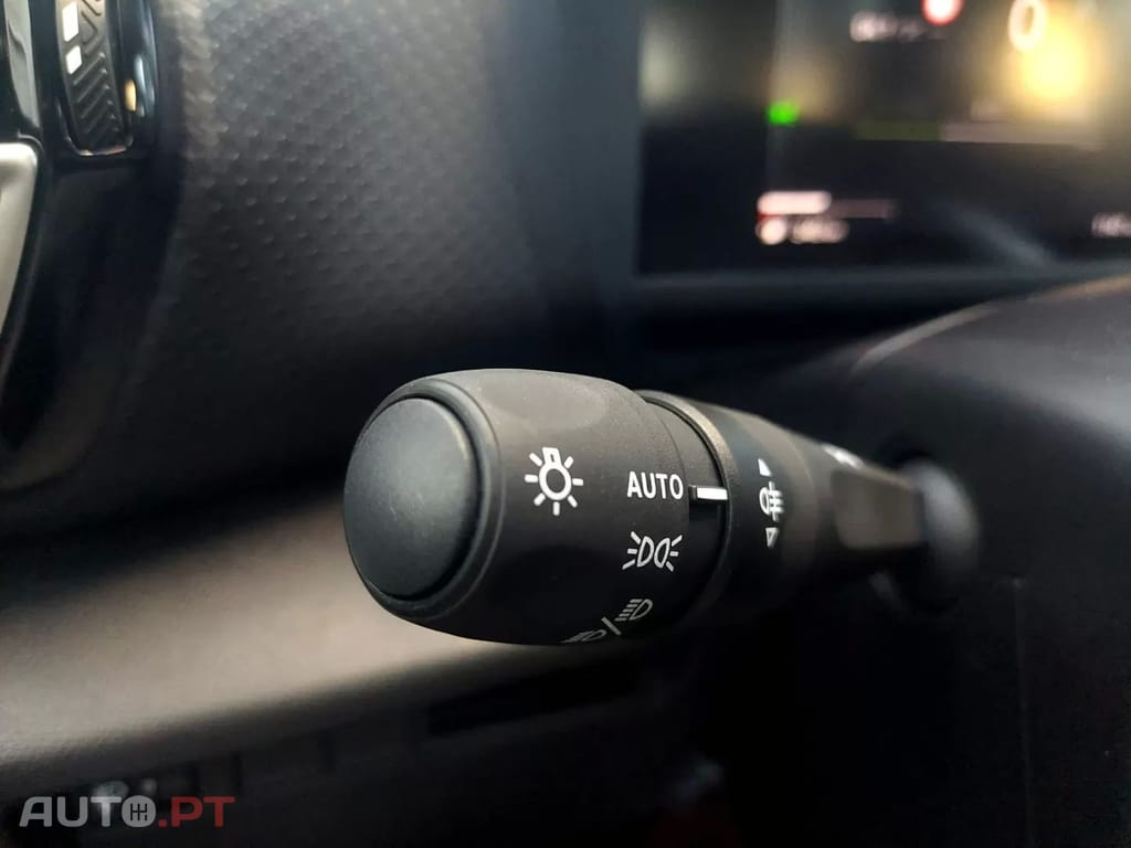 Citroen C4 1.2 Hybrid Plus e-DSC6