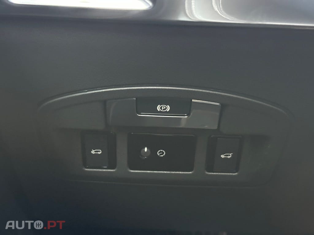 Jaguar I-Pace EV400 AWD HSE