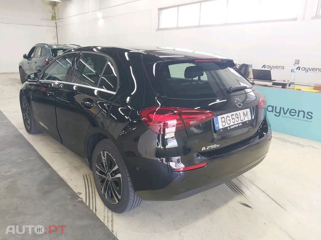 Mercedes-Benz A 250 e