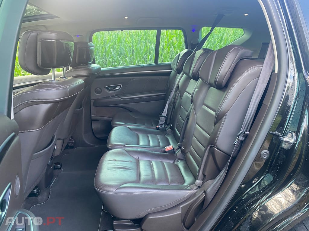 Renault Espace 1.6 dCi Initiale Paris EDC