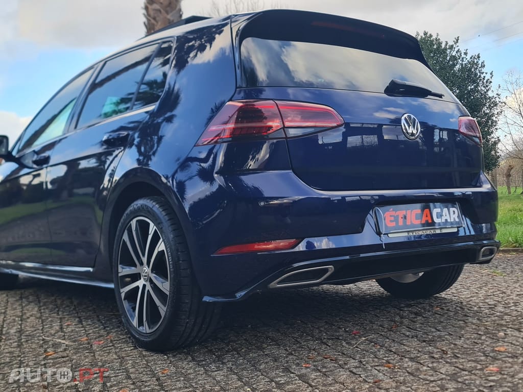 Volkswagen Golf 1.6 TDI R-Line DSG