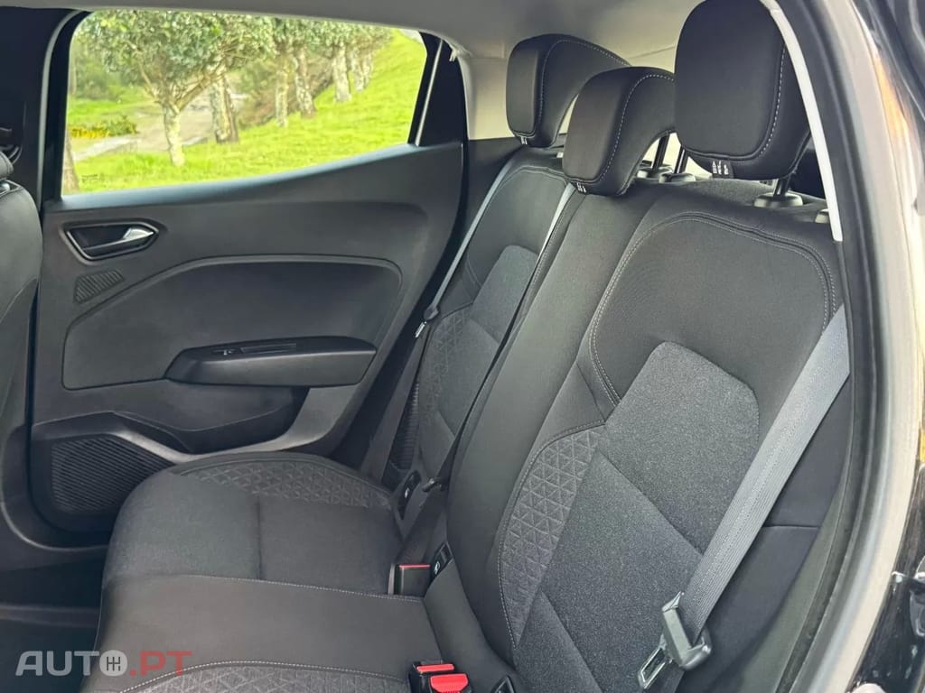 Renault Clio 1.6 E-Tech Hybrid