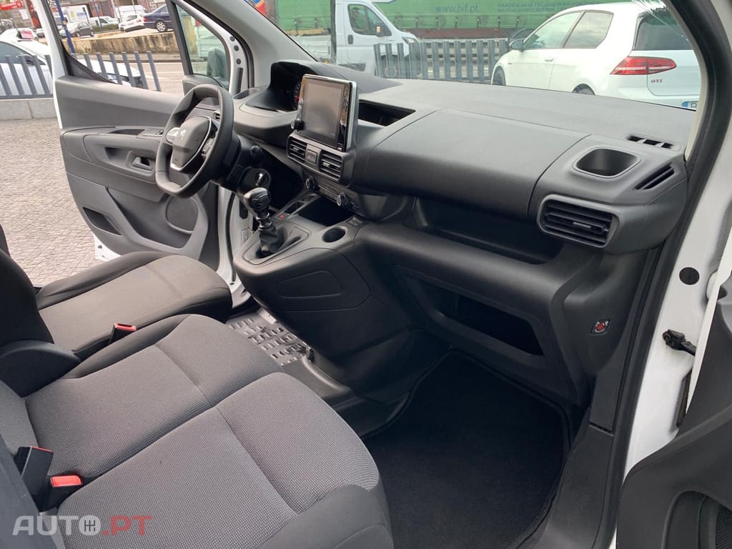 Peugeot Partner 1.5 BlueHDi Premium Standard