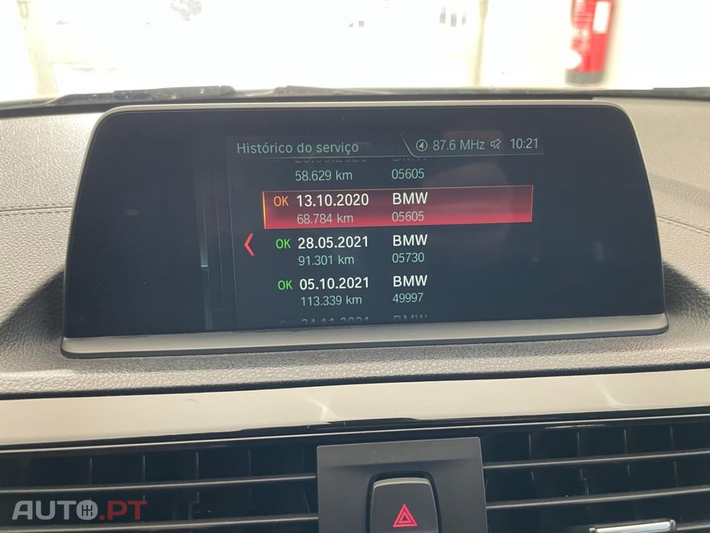 BMW 116 d Pack Desportivo M Auto