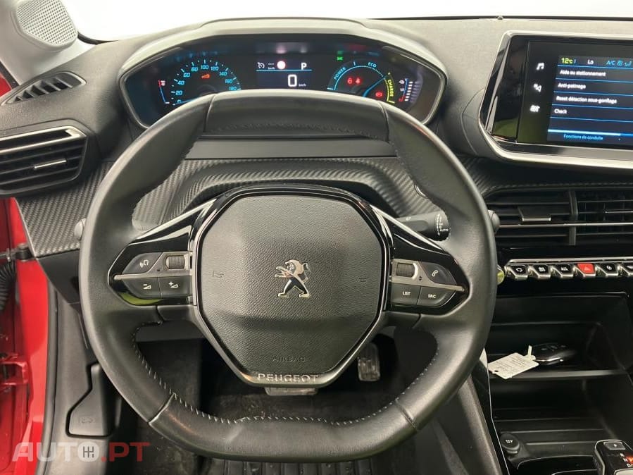 Peugeot E-208 50 kWh Style