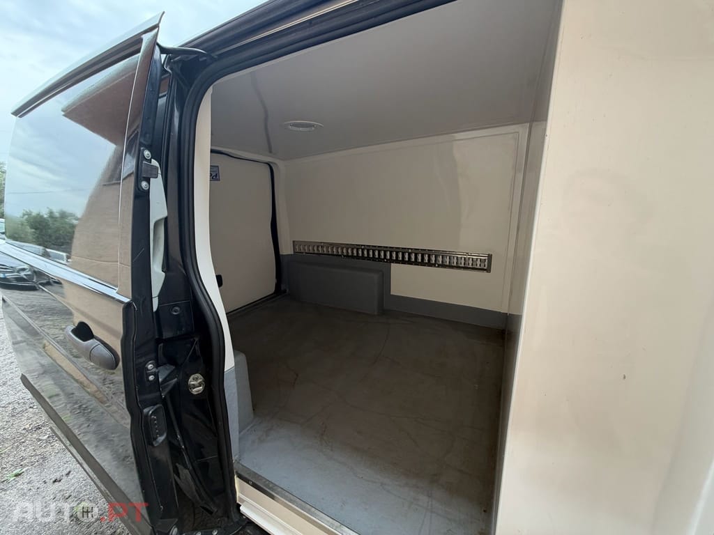 Mercedes-Benz Vito Longa SHUTTLE