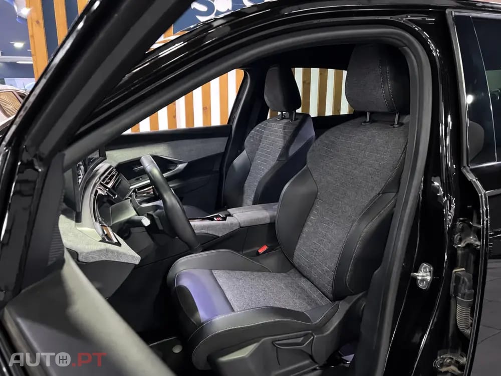 Peugeot 3008 1.2 Hybrid Allure e-DCS6