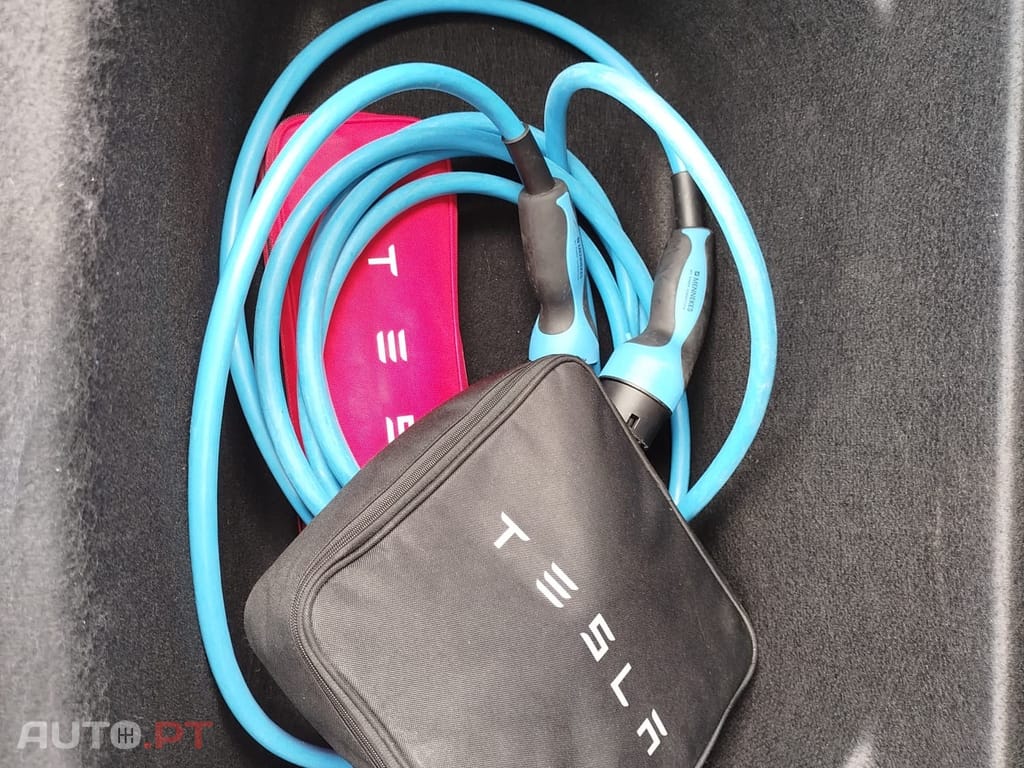 Tesla Model Y Tração Traseira