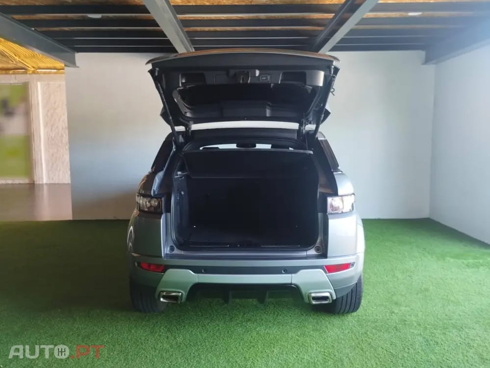 Land Rover Evoque 2.2 TD4 Dynamic Auto