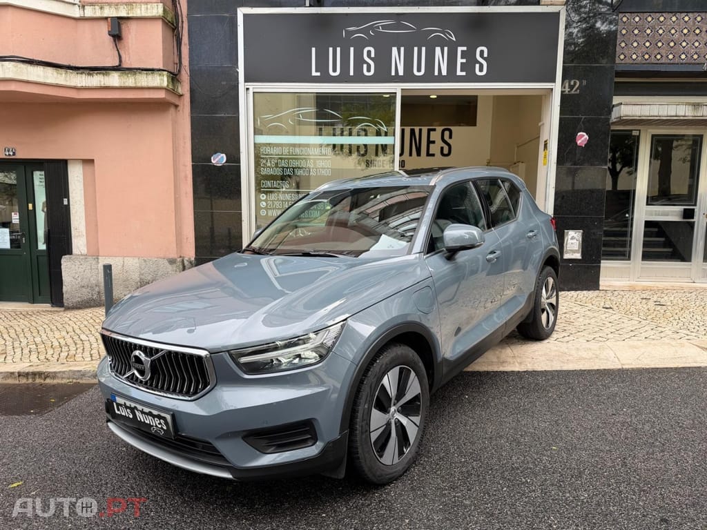 Volvo XC40 T5 Recharge DKG Essential