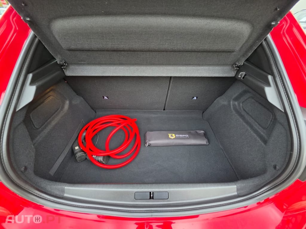Peugeot E-208 50 kWh Active Pack