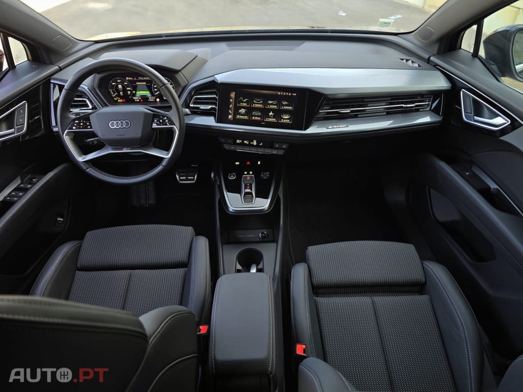 Audi Q4 E-Tron 45 82 kWh SE Business Plus