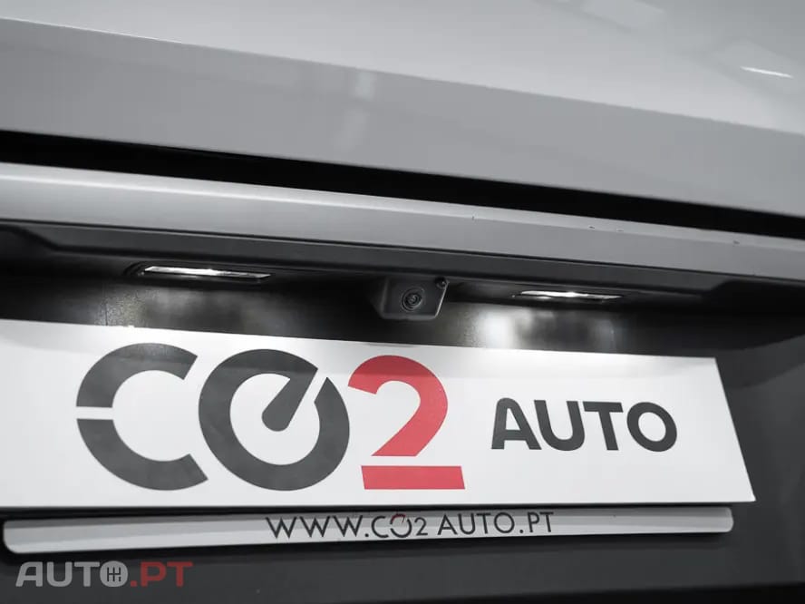 Peugeot 5008 1.2 Hybrid Allure e-DCS6