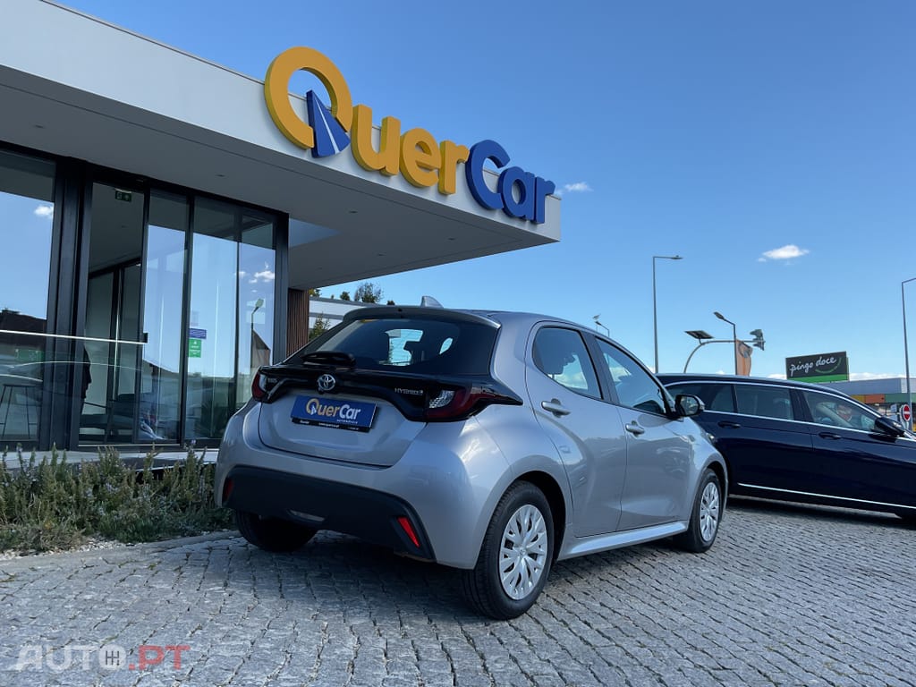 Toyota Yaris TOYOTA YARIS VVT-I HYBRID