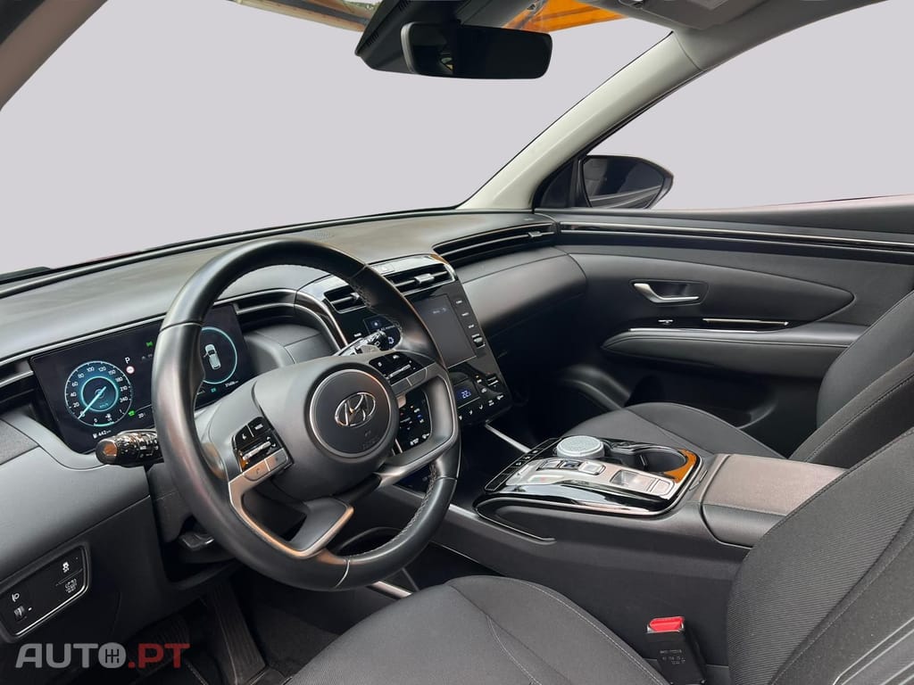 Hyundai Tucson  1.6 T-GDI HEV Premium