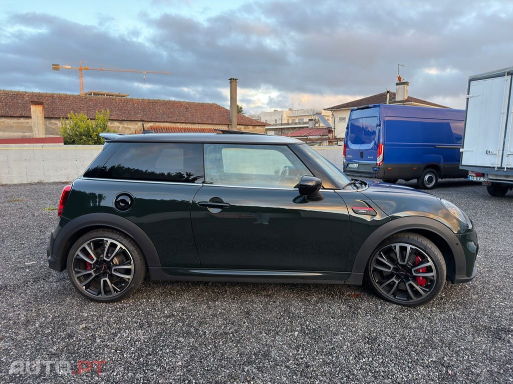 MINI John Cooper Works Premium JCW Plus Auto