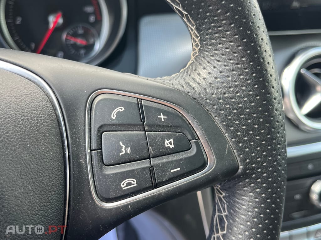 Mercedes-Benz GLA 200 d Urban