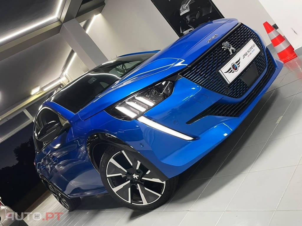 Peugeot E-208 50 kWh GT Line