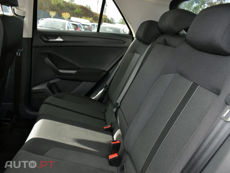 Volkswagen T-Roc 1.0 TSI
