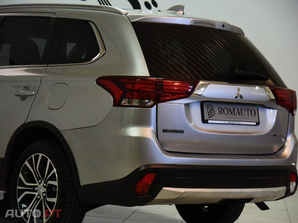 Mitsubishi Outlander 2.2 DI-D Intense
