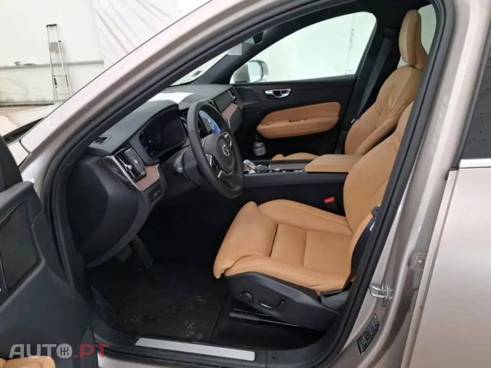 Volvo XC60 T8 AWD Recharge Ultimate Bright