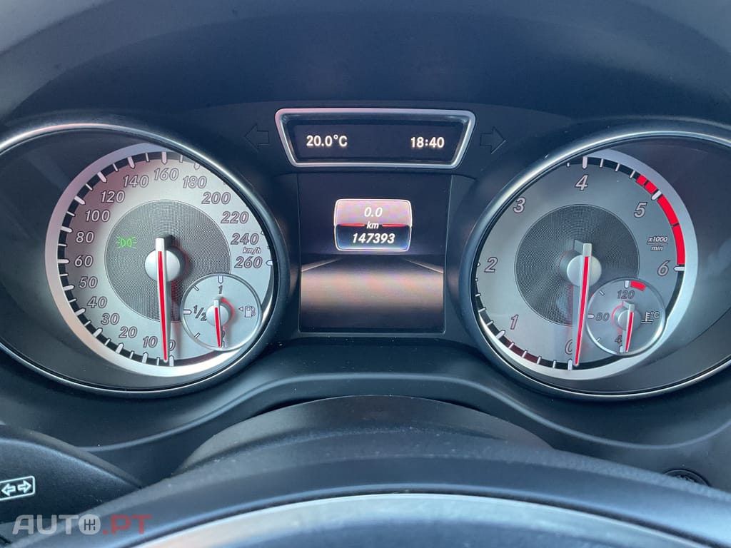 Mercedes-Benz GLA 180 d