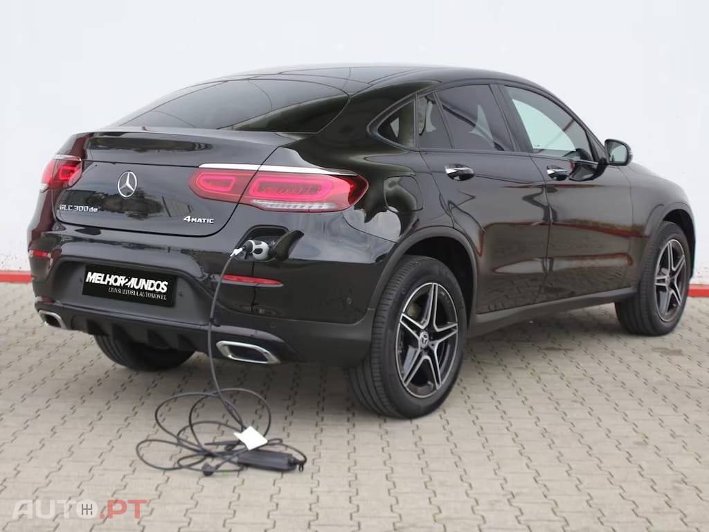 Mercedes-Benz GLC 300 de Coupe 4Matic 9G-TRONIC AMG Line