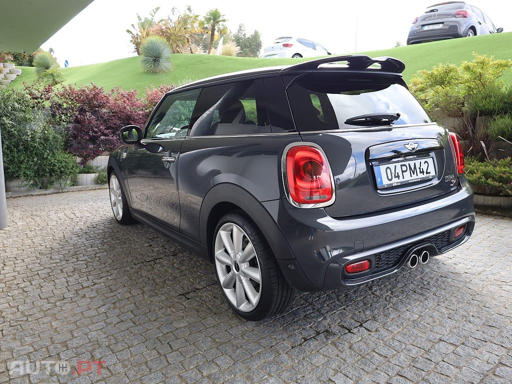 MINI Cooper SD Auto