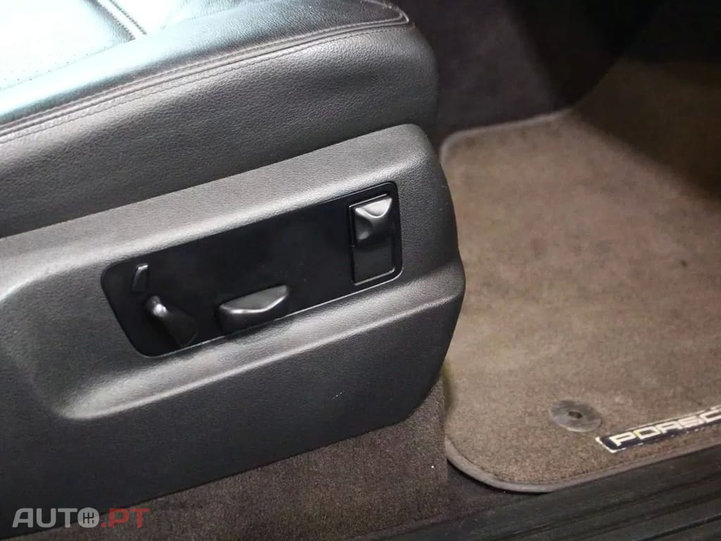 Porsche Cayenne Tiptronic