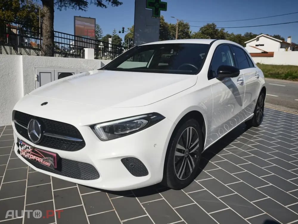Mercedes-Benz A 250 e 8G-DCT Progressive Advanced