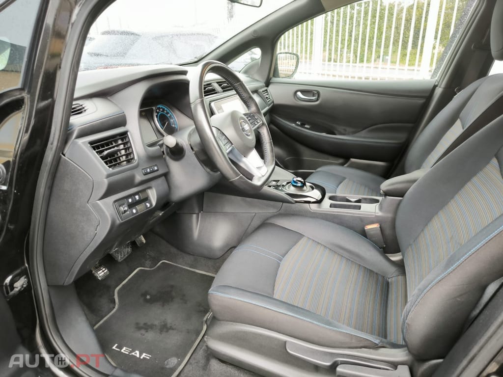 Nissan Leaf 40 kWh N-CONNECTA