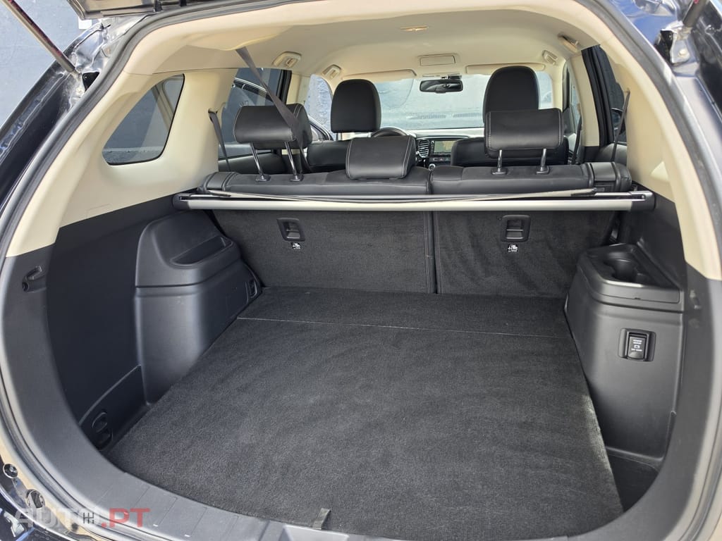 Mitsubishi Outlander 2.0 Intense Navi