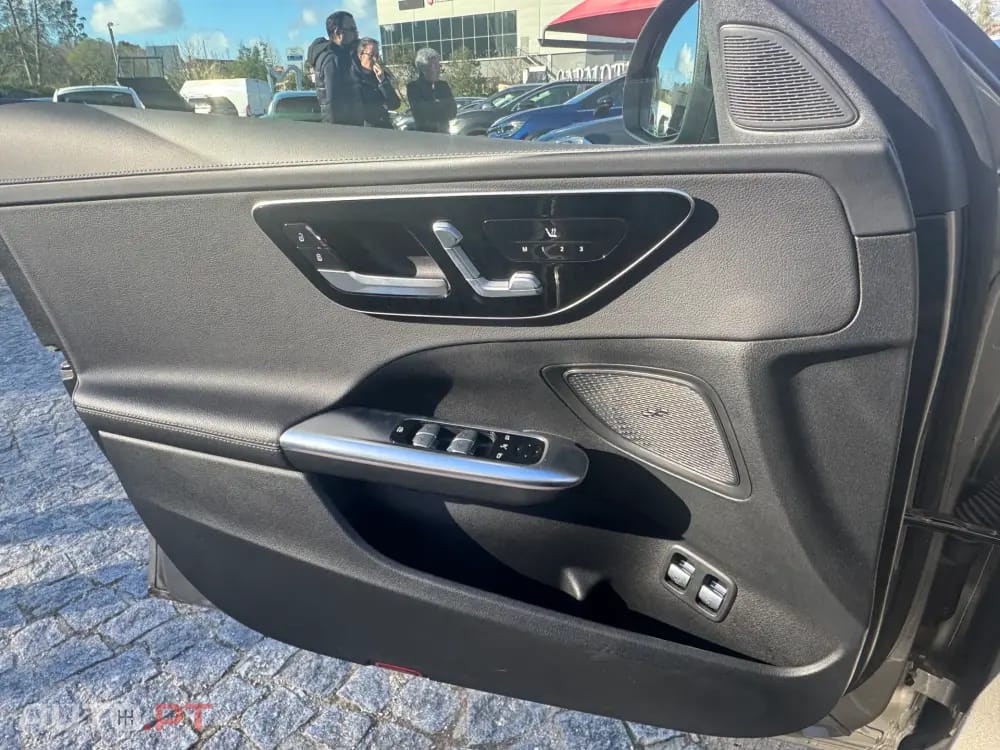 Mercedes-Benz C 300 e AMG Line