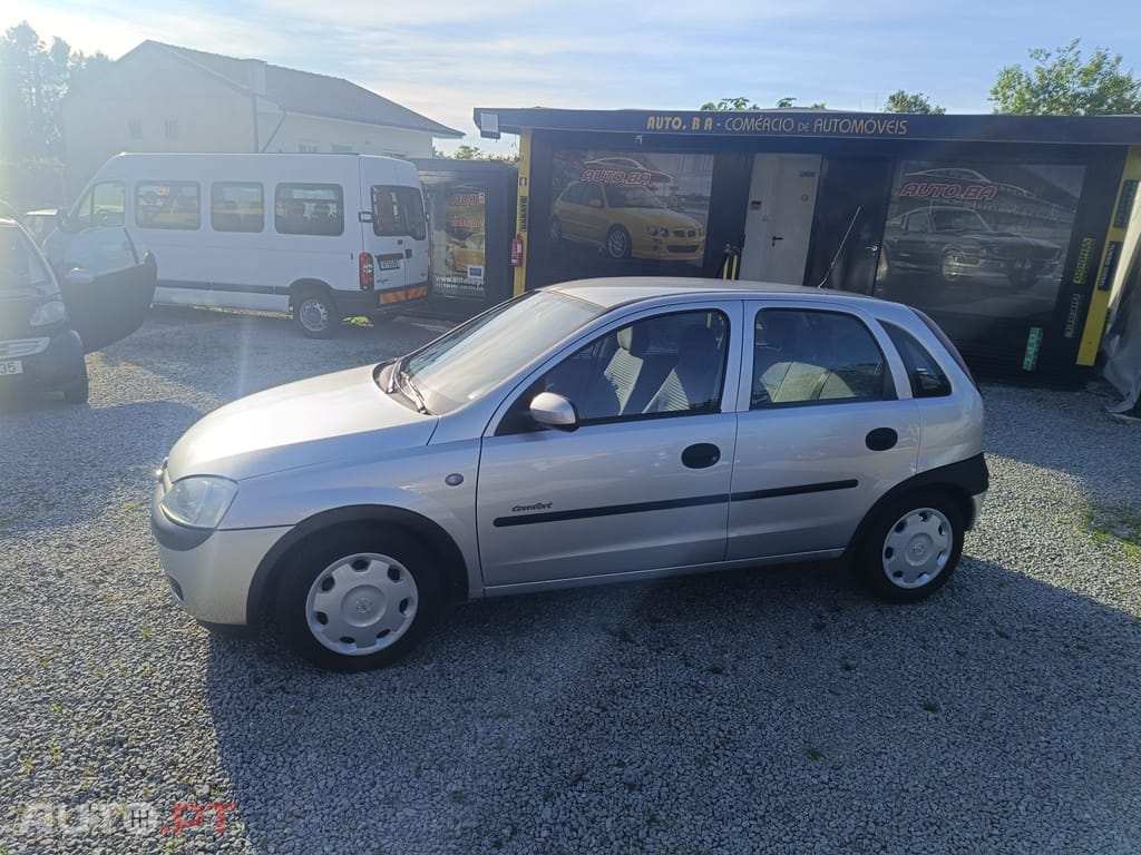 Opel Corsa 1.2 16V Confort