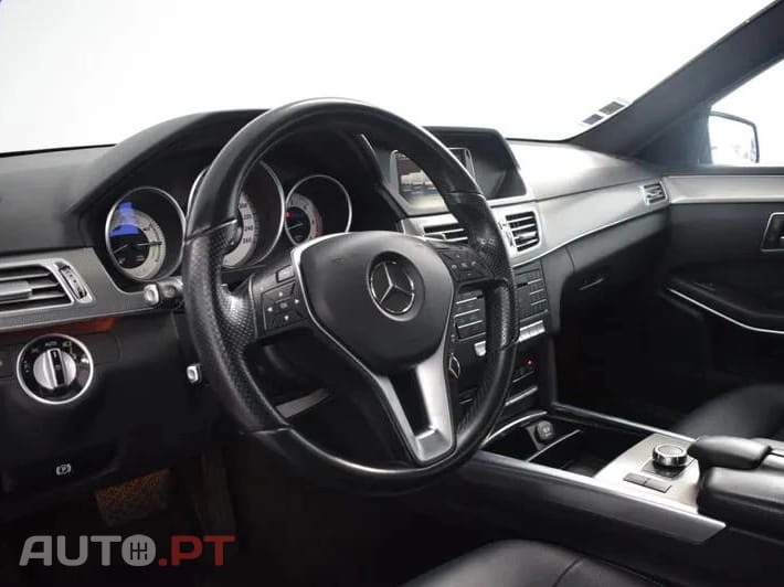 Mercedes-Benz E 300 Bluetec Hybrid Avantgarde