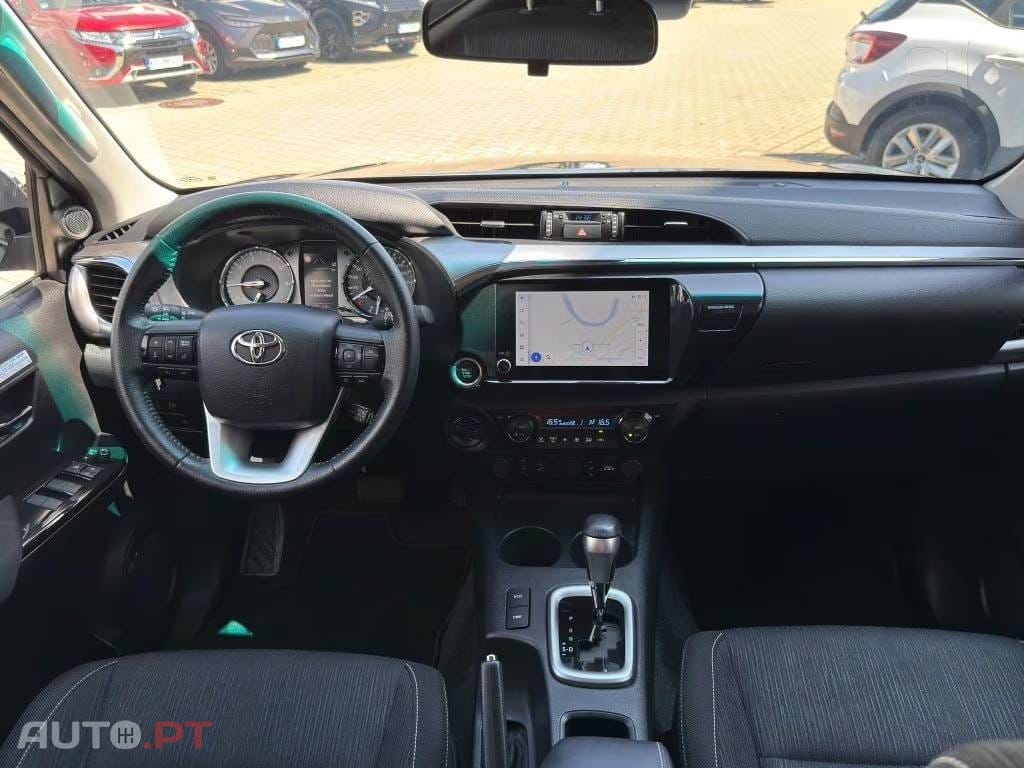 Toyota Hilux 2.4 D-4D 4WD CD Confort Aut.