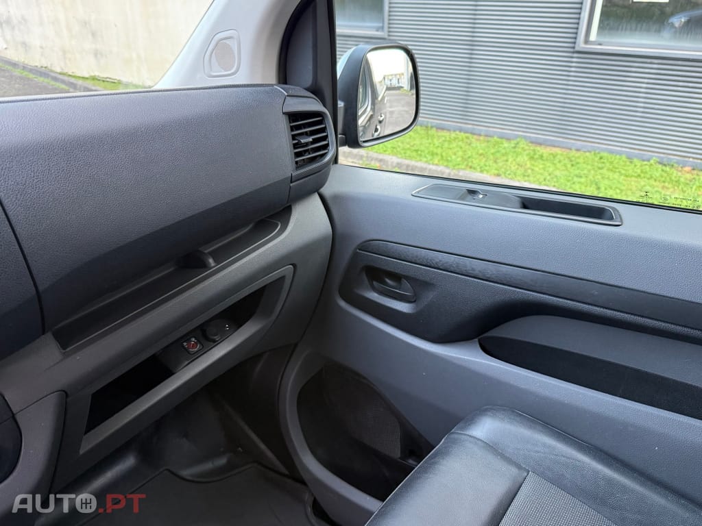 Peugeot Expert Pro L3H1 FlexCab Eco