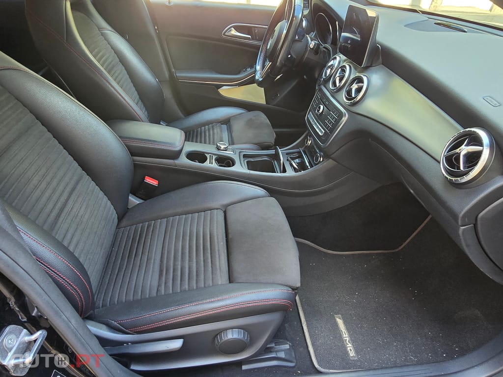 Mercedes-Benz 180 CLA 180d AMG line
